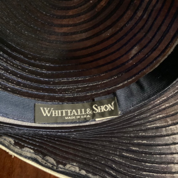 NEW WITH TAGS Navy Blue with White Lace Trim Floral Wide Brim Elegant Hat main image 4